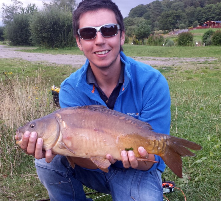Ronsfishing Carp on the Fly
